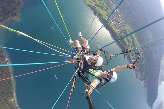 Paragliding Performance Flight Over the Magnificent Lake Annecy - Additional Information for a Smooth Flight