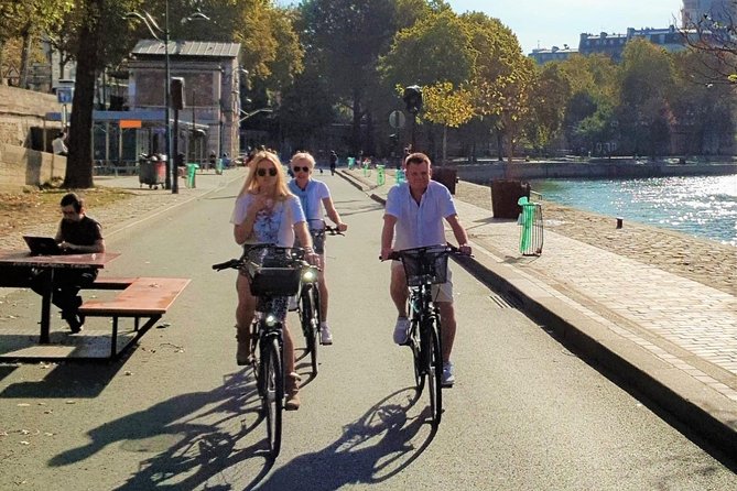Paris: Charming Nooks and Crannies Bike Tour - Common questions