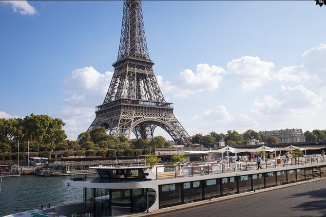 Paris Gourmet Dinner Seine River Cruise With Singer and DJ Set - Terrace Views