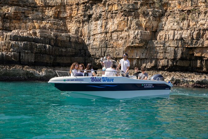 Polignano a Mare: Boat Tour of the Caves - Small Group - Host Responses and Customer Insights