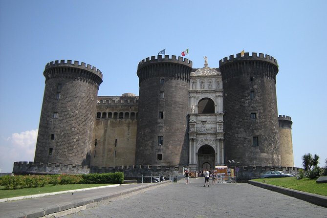 Pompeii and Naples From Rome: Small Group Day Tour With Lunch - Pompeii Historical Site Experience