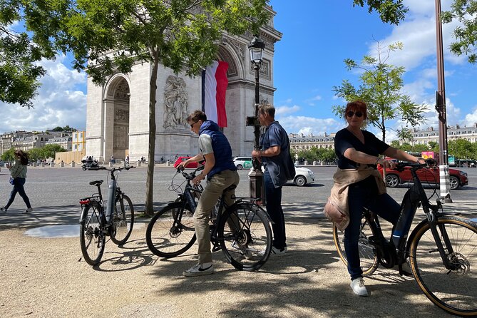 Private 2.5 Hour E-Bike Tour Around Paris - Photos Available