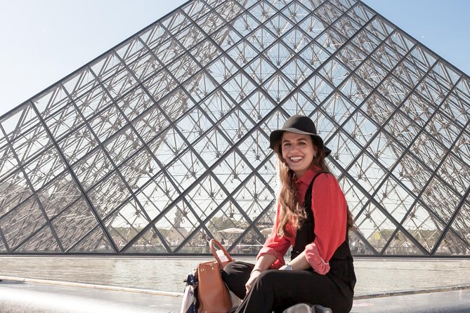 Private Historical Photo Tour in Paris - Weather-Dependent Experience Policy