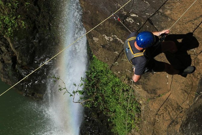 Rappel Maui Waterfalls and Rainforest Cliffs - Location and Scenic Views