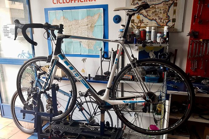 Rent a Carbon or Aluminum Road Bike in Sicily - Final Words