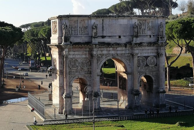 Rome: Colosseum and Roman Forum Private Tour - Tour Experience and Itinerary