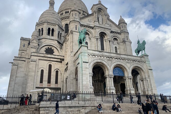 Sacre-Coeur, Montmartre and Place Du Tertre 1-Hour Guided Tour  - Paris - Reviews