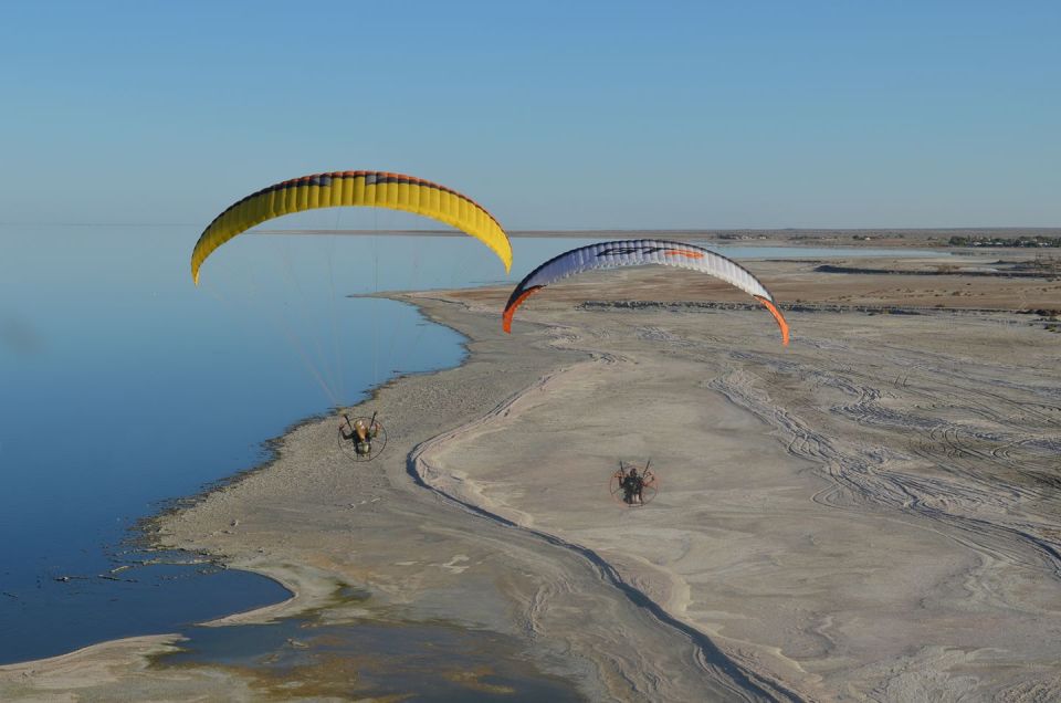 San Bernardino: Tandem Paragliding Flight - Equipment Provided