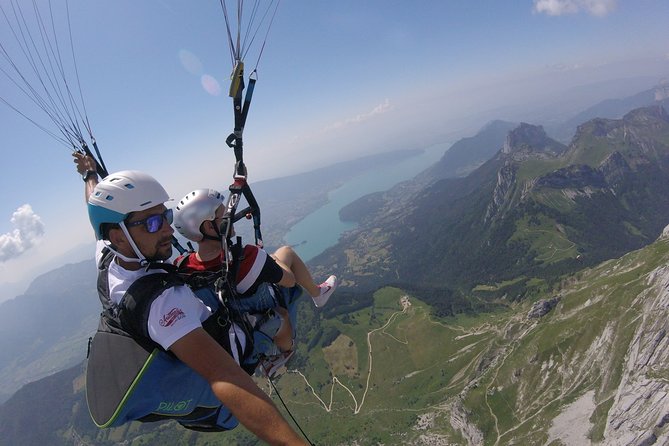 Sensation Paragliding Flight Over the Magnificent Lake Annecy - Common questions