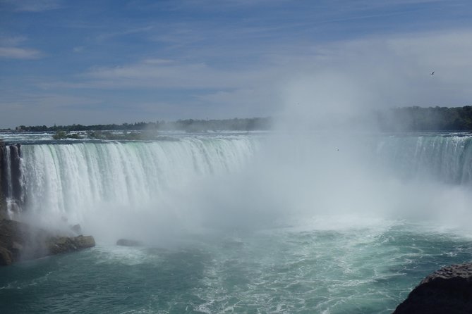 Small-Group Day Tour From Toronto to Niagara Falls and Around - Common questions