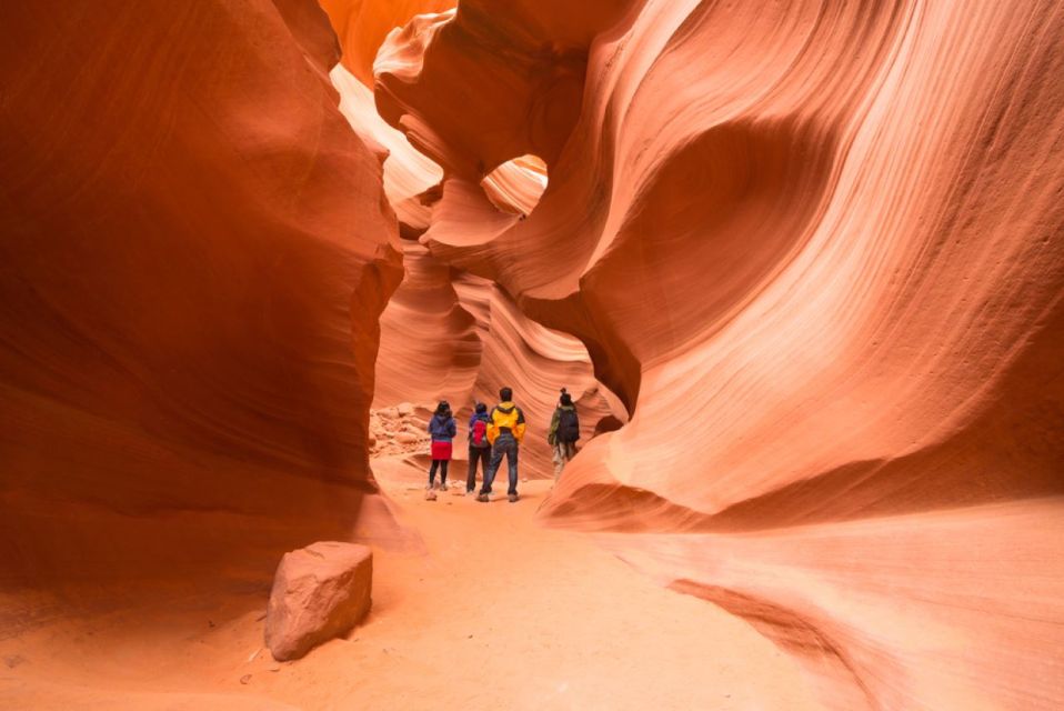 Vegas: Antelope Canyon, Monument Valley, & Grand Canyon Tour - Accommodation and Meals