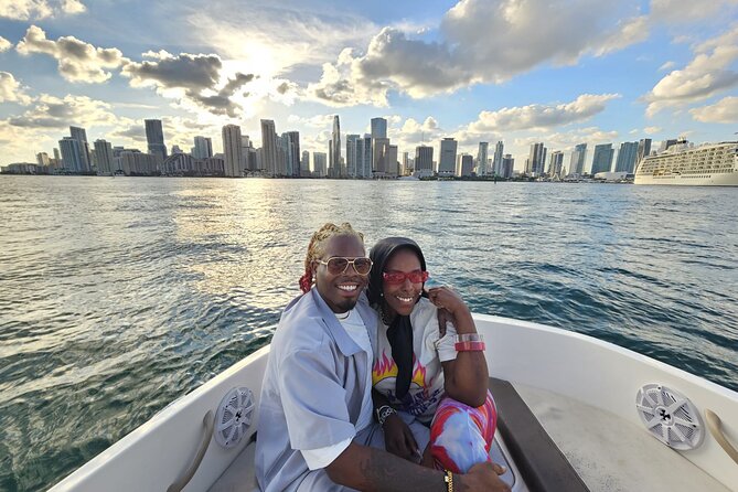 2 Hrs Miami Private Boat Tour With Cooler, Ice, Bluetooth Stereo - Important Weather Policy and Considerations