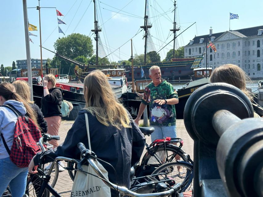 Amsterdam: Mike's City Bike Tour, Amsterdam Highlights - Rain Gear Provision