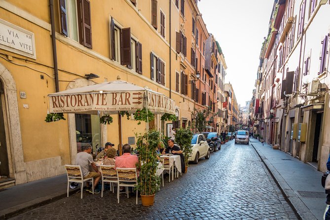 Best of Rome Walking Tour: Pantheon, Piazza Navona, and Trevi Fountain - Meeting Point and Logistics