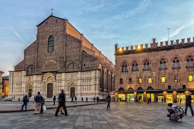 Bologna City Walking Tour - Comfortable Shoes Recommendation