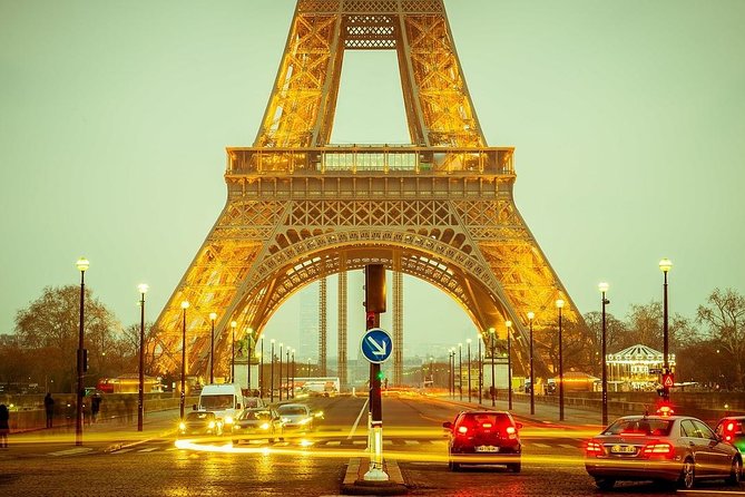 Eiffel Tower Tour: Morning Access With Host by Elevator - About Viator Platform