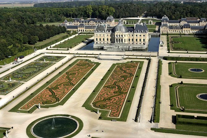 Fontainebleau and Vaux Le Vicomte Chateaux Day Trip From Paris - Feedback and Recommendations