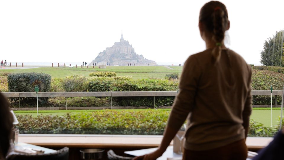 From Paris: Mont St Michel and Loire Valley 2 Day Tour - Customer Reviews and Ratings