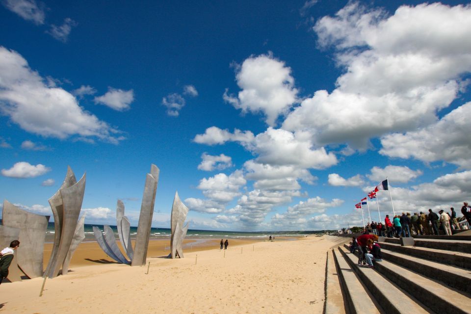 From Paris, Private Tour D-Day Beaches and Cemetery Full Day - Visiting Omaha Beach and American Cemetery