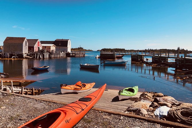 Highlights of Lunenburg: Small-Group Guided Tour  - Halifax - Logistics and Policies