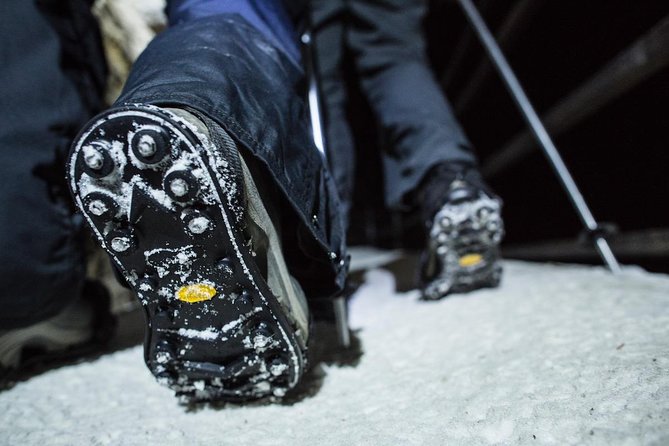 Johnston Canyon Evening Icewalk - Dress Code and Gear