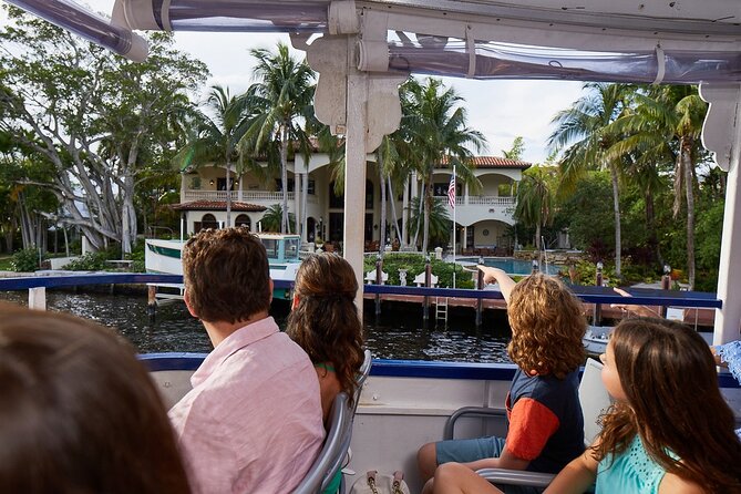 Jungle Queen Riverboat 90-Minute Narrated Sightseeing Cruise in Fort Lauderdale - Reviews and Ratings Summary