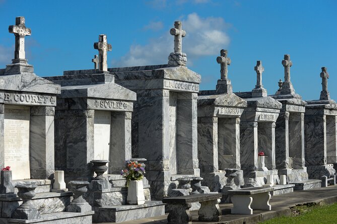 New Orleans St. Louis Cemetery No. 3 Walking Tour - Tour Tips