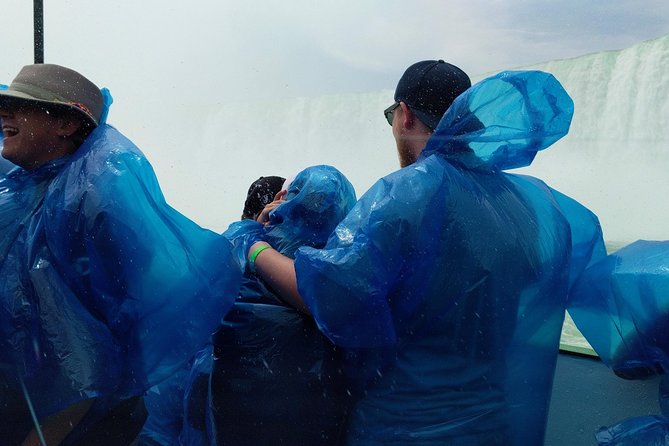 Niagara Falls Canadian Side Tour and Maid of the Mist Boat Ride Option - Recommendations and Visitor Experiences