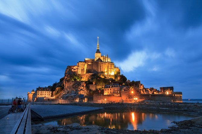 Normandy Loire Valley 3-Days Trip With Mont Saint Michel and Castles From Paris - Accommodation Experience Overview