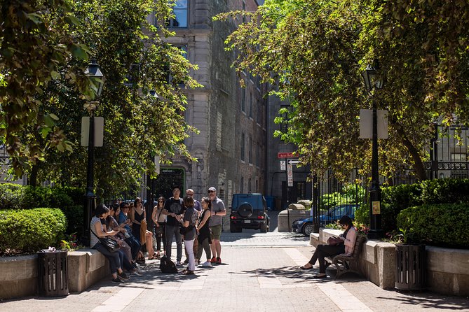 Old Montreal Food & Drink Tour by Local Montreal Food Tours - Guide and Participants Experience