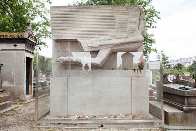 Pere Lachaise Cemetery Paris - Exclusive Guided Walking Tour - Meeting Point and Duration Information