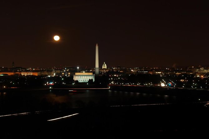 Private Night-Time Monuments Tour of DC With Hotel Pick-Up - Common questions