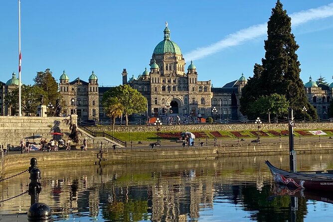 Private Small Group Deluxe Tour of Victoria & to Butchart Gardens - Additional Resources