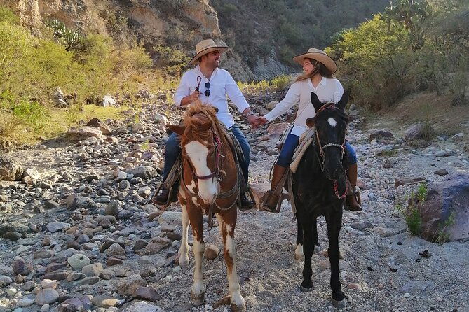 San Miguel De Allende Private Horseback Riding Tour - Private Guide and Ranch Meal