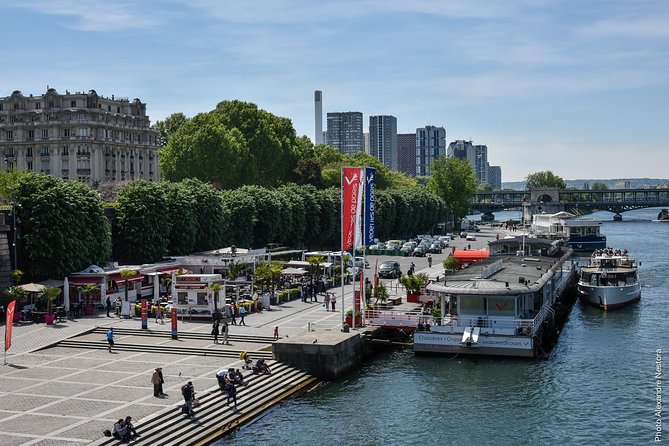 Seine River Guided Cruise With Snack Options by Vedettes De Paris - Snack Options