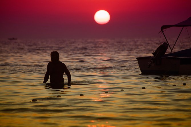 Sunset Boat Tour to Cinque Terre With Aperitif on Board - Additional Information