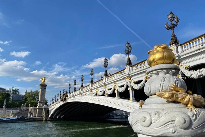 Treasure Hunt Along the Seine to Visit Paris! - Common questions