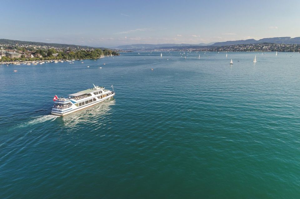 Zürich: City Tour, Cruise, and Lindt Home of Chocolate Visit - Tour Departure Point