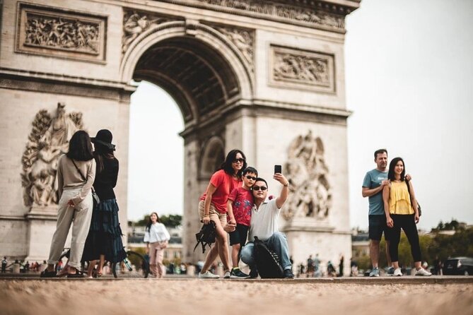 Arc De Triomphe and Seine River Cruise - Common questions