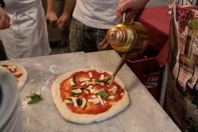 Authentic Pizza Class With Drinks Included in the Center of Naples - Experience and Learning Opportunities