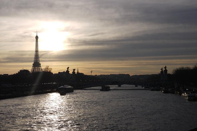 Eiffel Tower Guided Tour With Summit Access - High-Speed Elevator to Observation Deck