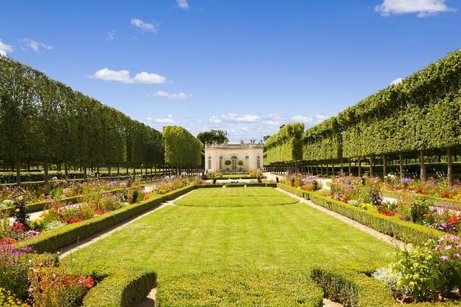 Excursion to Versailles by Train With Entrance to the Palace and Gardens - End Point at Palace of Versailles