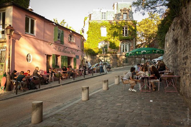 Explore Montmartre Like a Local - Private Walking Tour - Pricing and Booking Information