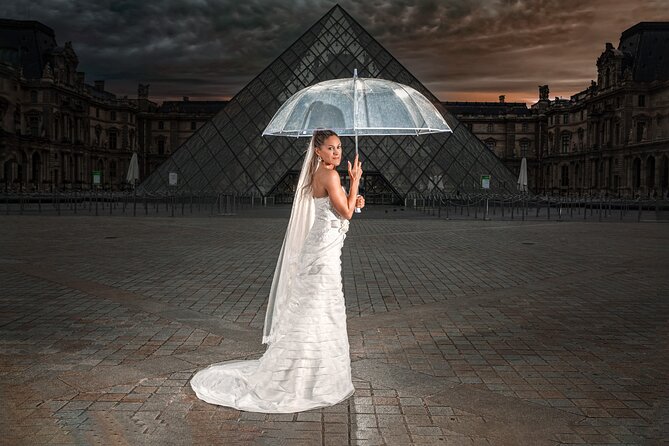 Iconic Portraits in an Exclusive Photoshoot at the Eiffel Tower - Booking Your Dream Photoshoot