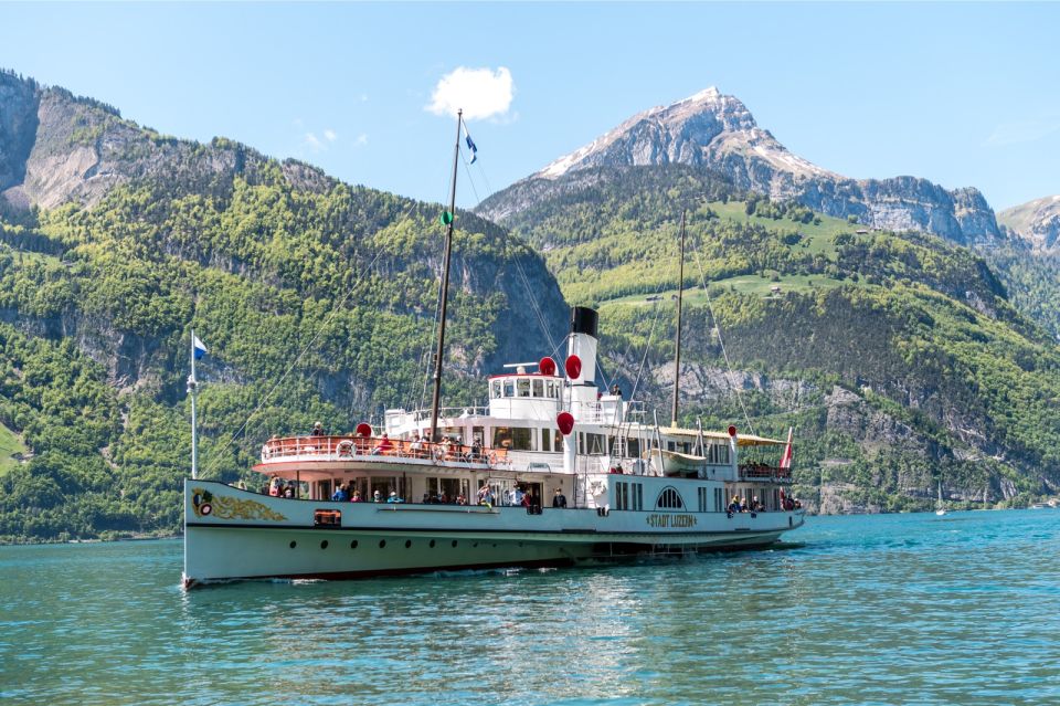 Ingenbohl: Roundtrip Lake Uri Cruise From Brunnen to Flüelen - Tour Route and Sightseeing Details