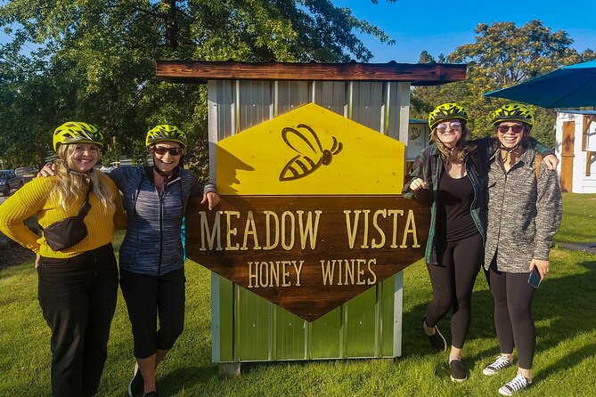 Kelowna Wine Tour on an E-Bike With Lunch - Customer Experiences