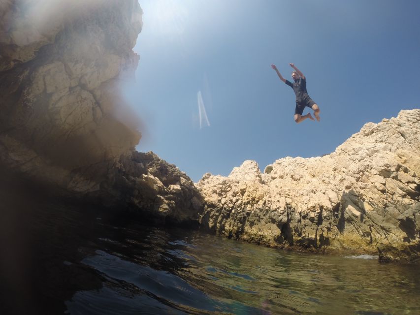 Marseille: Endoume Snorkeling Adventure With Snacks & Drinks - Snacks Included