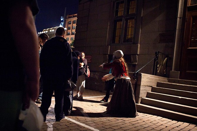 Old Montreal Ghost Walking Tour - Directions