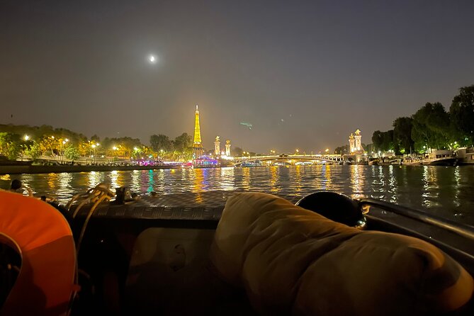 Paris Seine River Private Boat Tour - Night Tour and Photography Focus