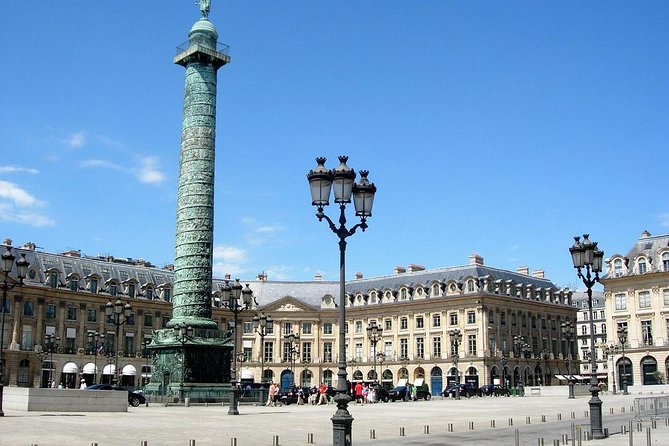 Paris Top Attractions & Hidden Gems Around Your Hotel Private Orientation Tour - Common questions